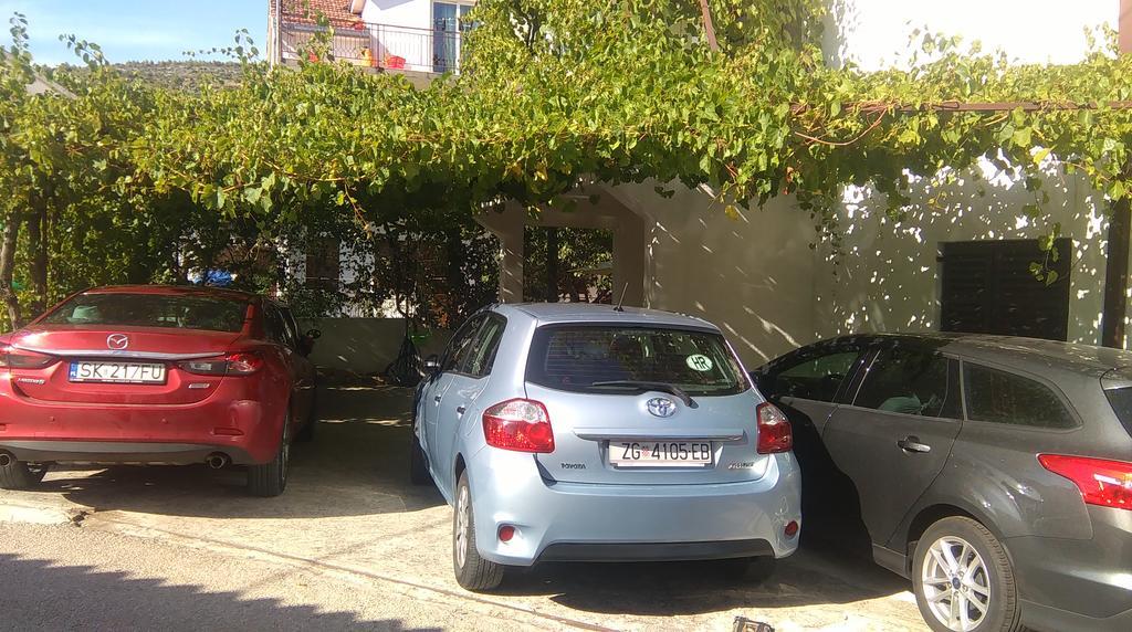 Apartments Iva I Marko Marina Dış mekan fotoğraf